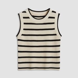 Commense Leisure Stripe Knit Crop Top